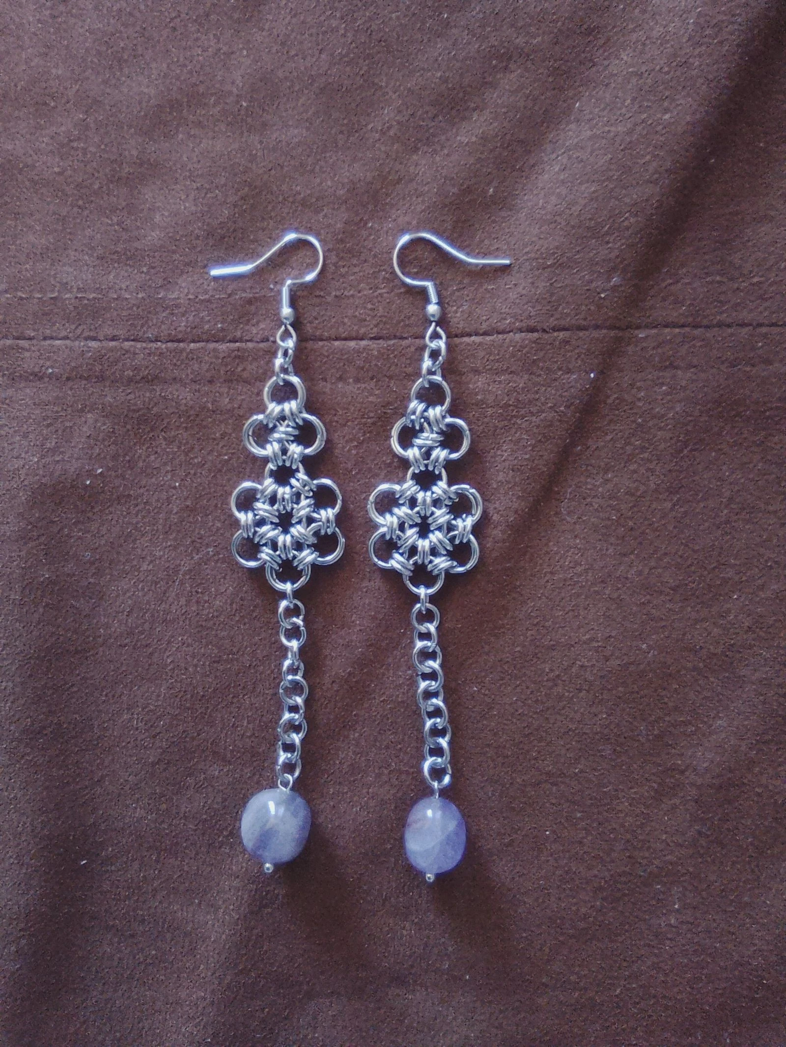 Boucles d'oreilles chainmail japonais et pierres naturelles  – photo 3